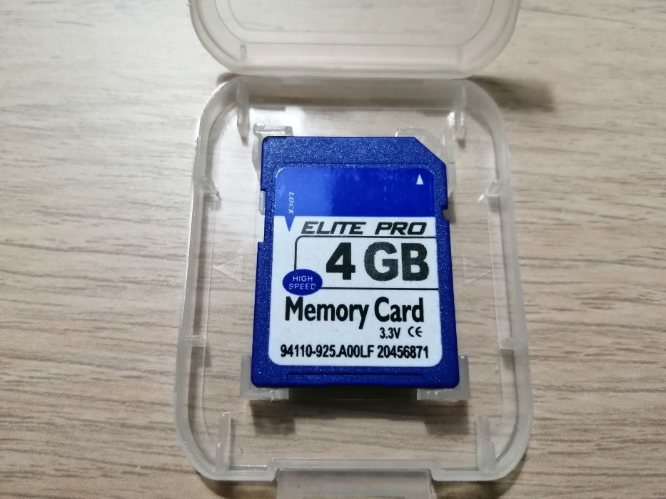 Cartões memória Kingston / Samsung / Elite Pro 4GB