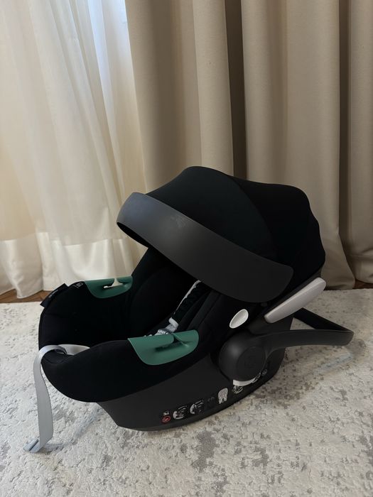 Дитяче автокрісло-люлька Cybex Aton B2 i-Size + адаптери