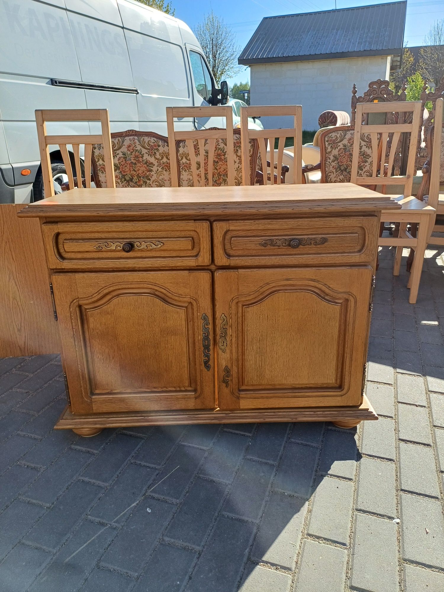 Prosta komoda dębowa
