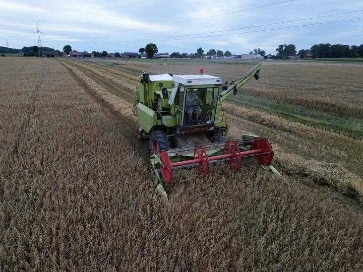 Claas dominator 85