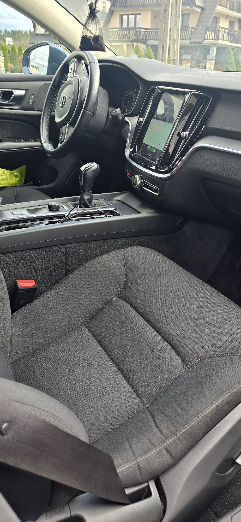Volvo v60 D3 momentum 2019r bezwypadkowy  okazja!