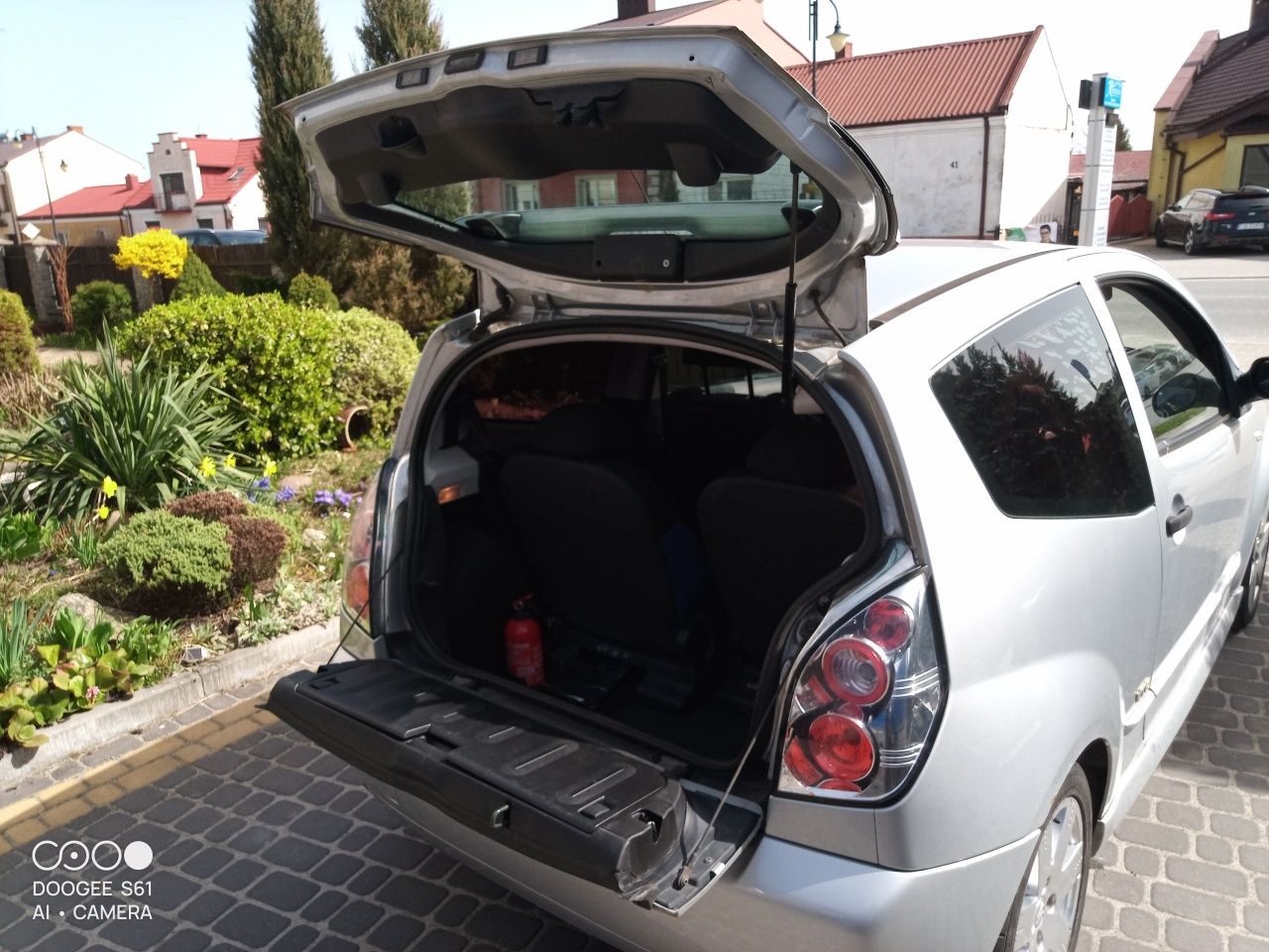 Sprzedam Citroen C2 1.6 b automat