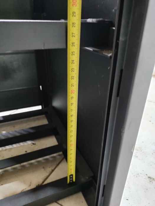 Шкаф для АКБ аккумуляторов металл.