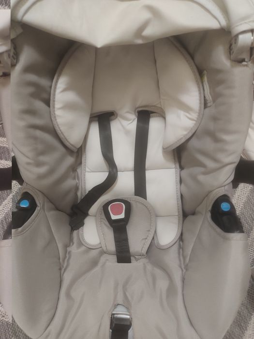 Автокрісло-переноска CAM