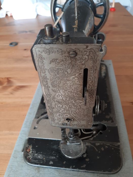 Zabytkowa maszyna do szycia Singer Sprawna
