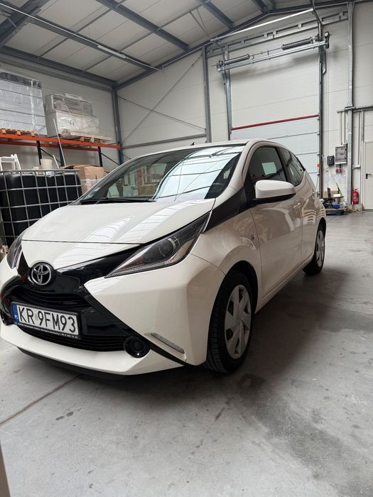 Toyota Aygo ⸻  Toyota Aygo 1.0 VVT-i, 2017, 115 465 km — stan bardzo dobry, jeden