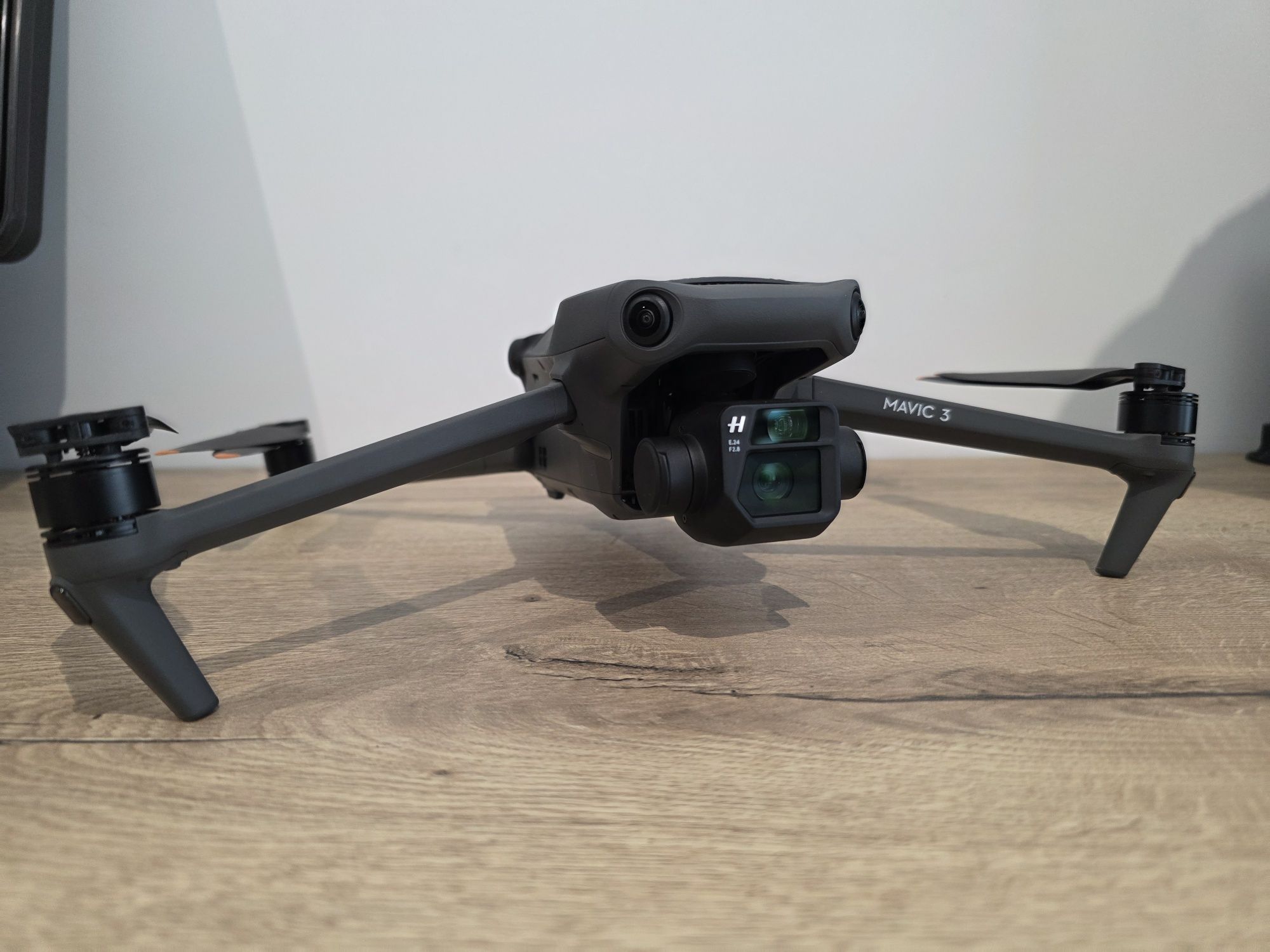 DJI Mavic 3 Fly More Combo z RC Pro