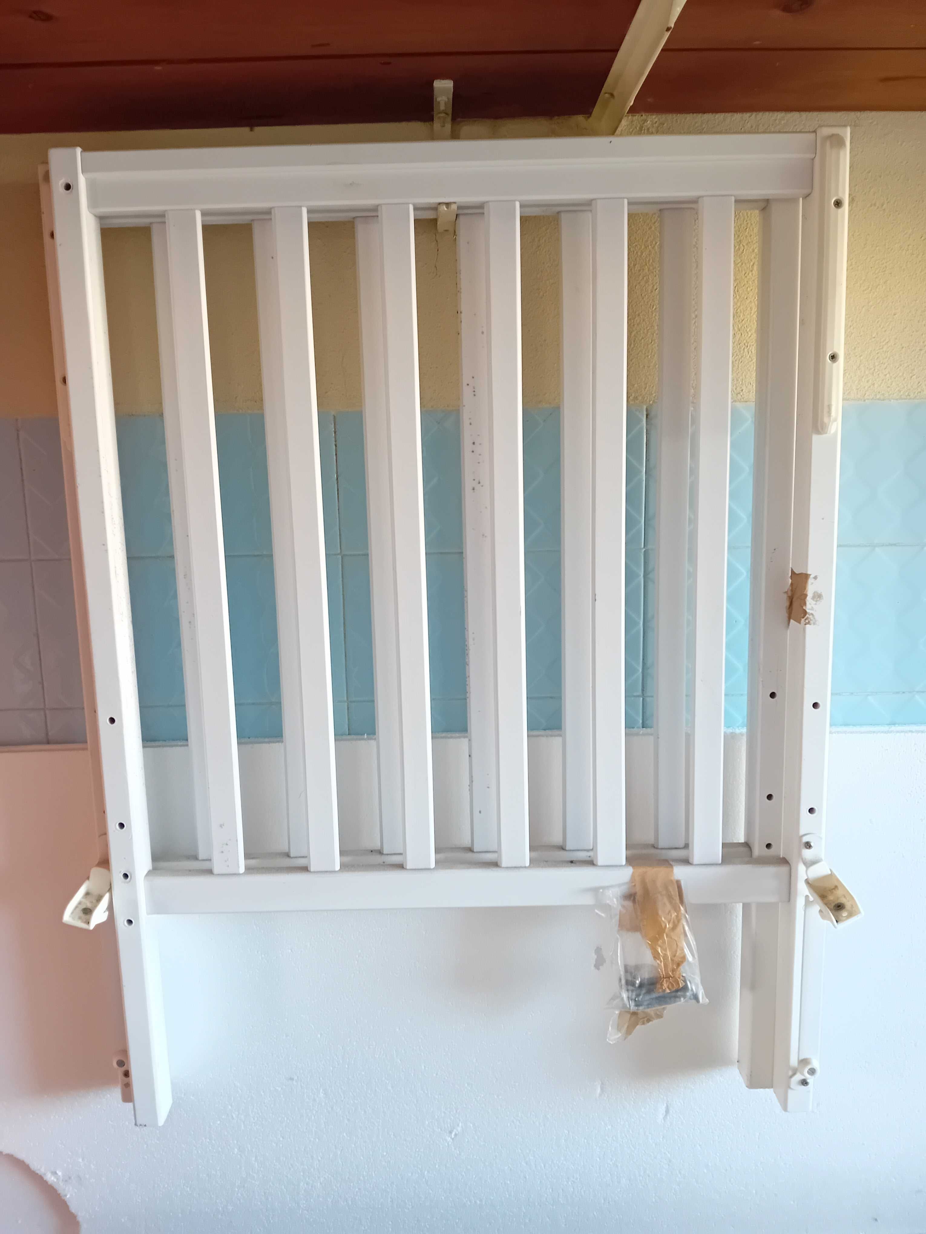 Cama de Bebé Branca