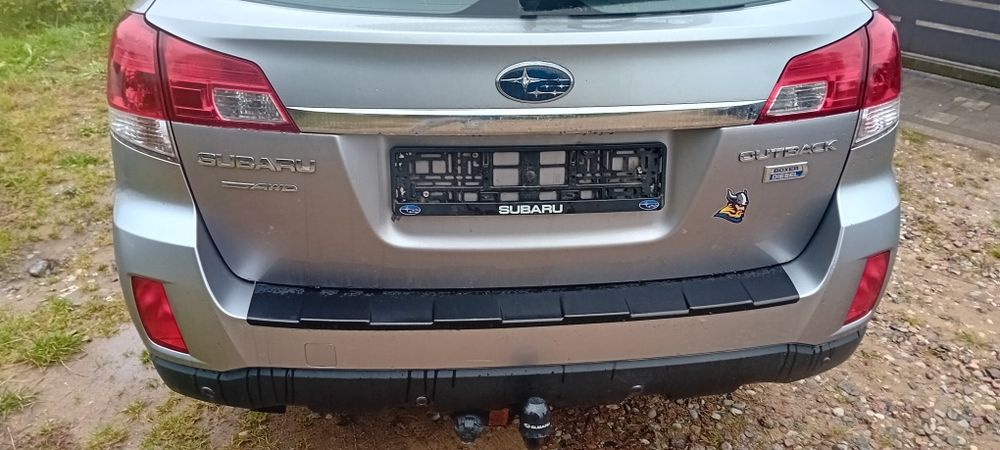 Hak holowniczy Subaru outback