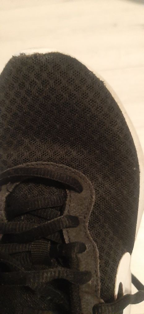Buty adidasy z siatki Nike r.33 dł. 20,5cm wygodne przewiewne trening