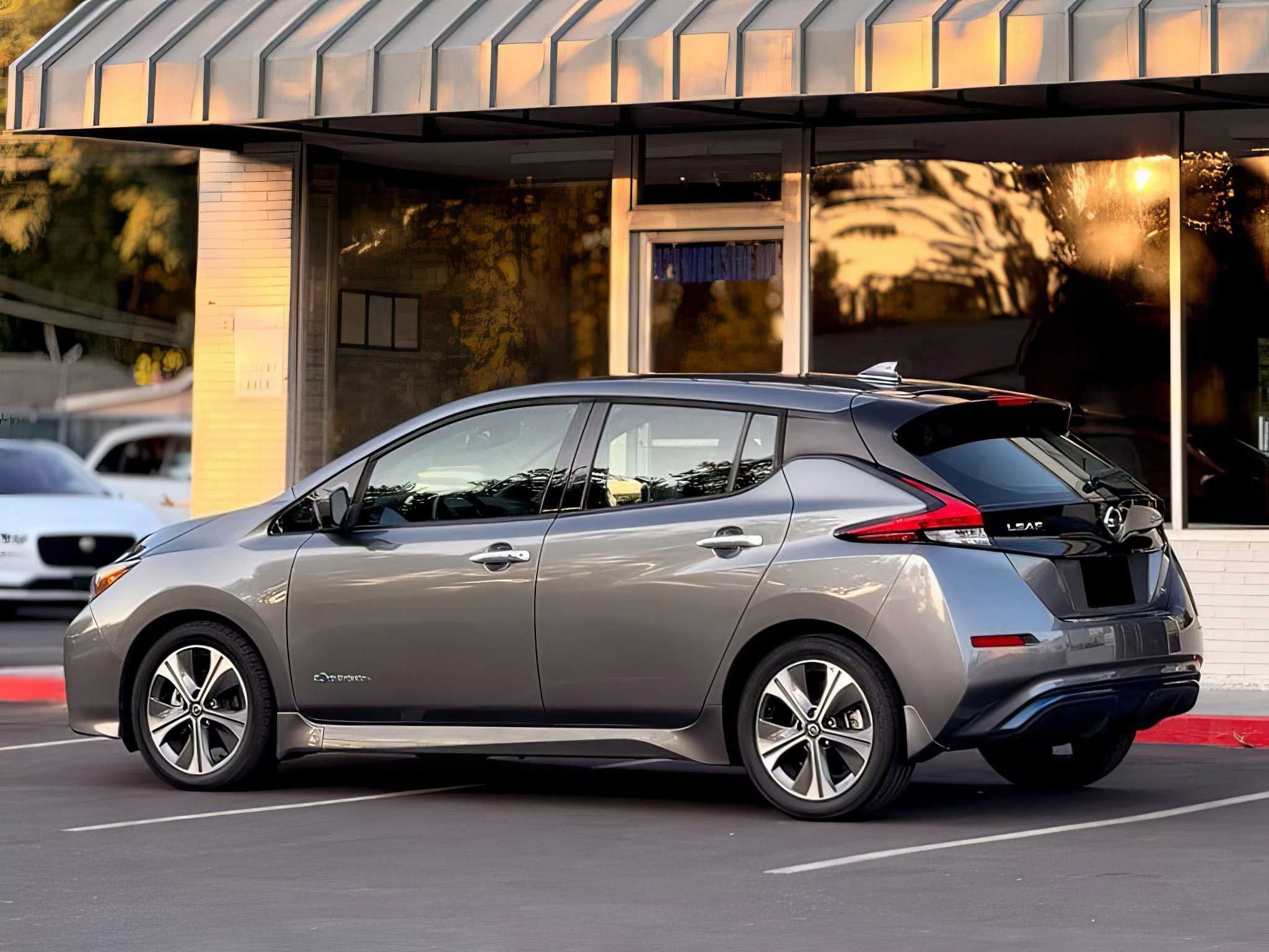 2018 Nissan LEAF