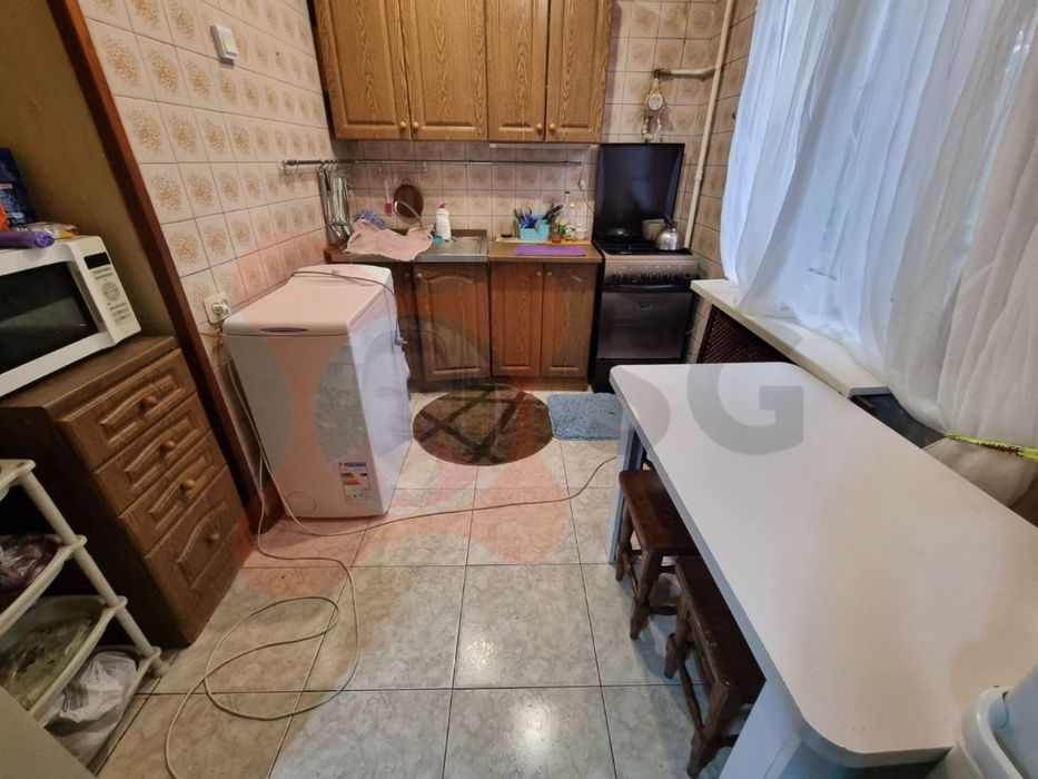 Продам 2 кімнтнатну квартиру вул Щусєва 12 метро Дорогожичі Сирець