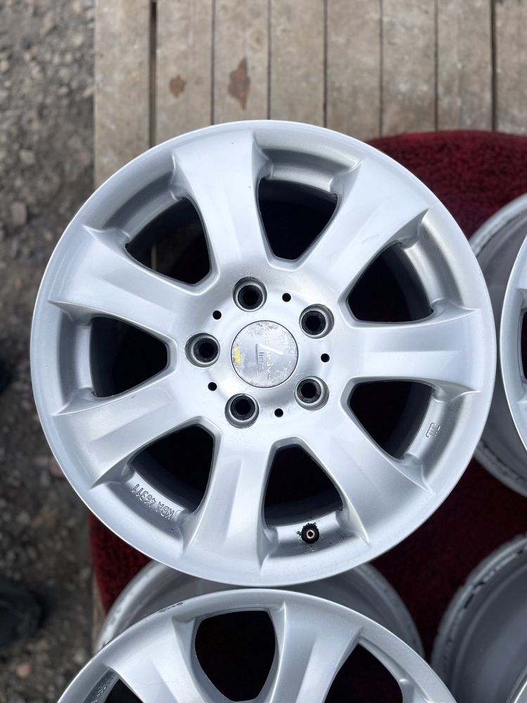Volkswagen Passat golf Caddy T4 Audi a6 a4 R15 5x112