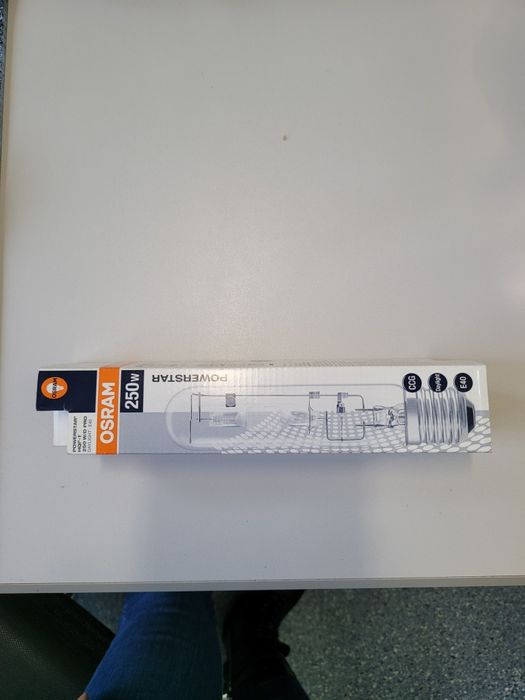 Lampa metalohalogenowa uliczna OSRAM 250w - 5 szt