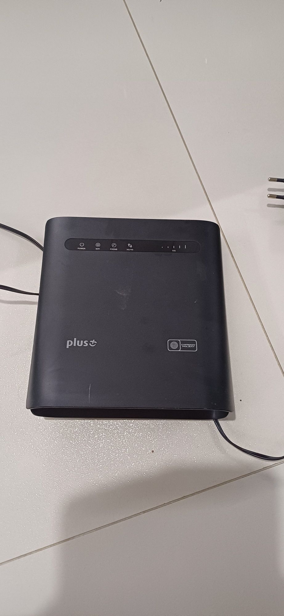 Bezprzewodowy router LTE   ZTE  MF286R