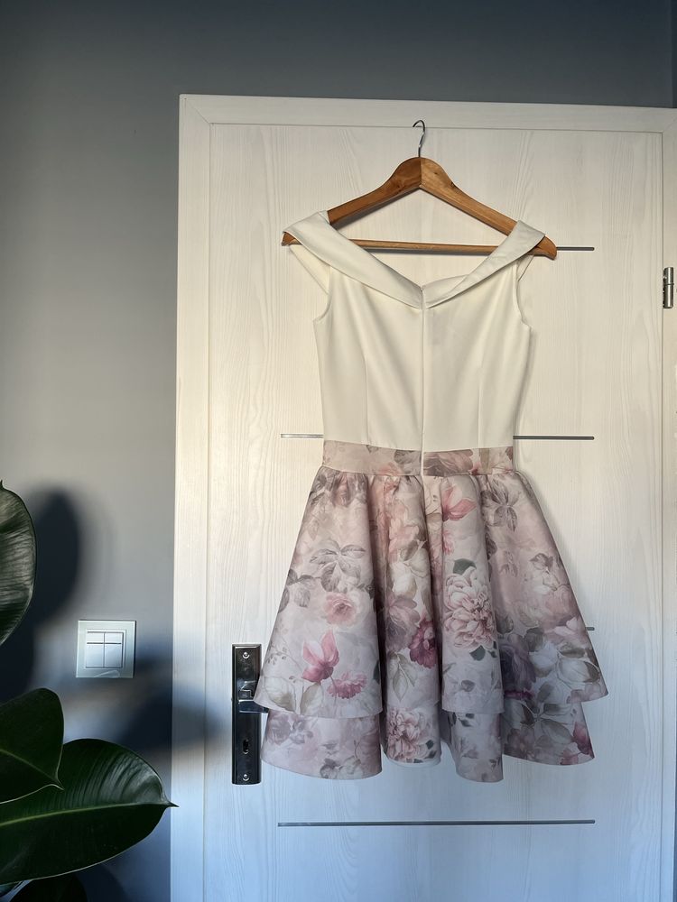 Sukienka okazyjna XS