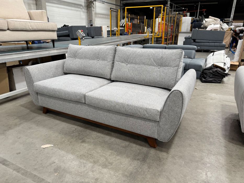 kanapa powystawowa Szara