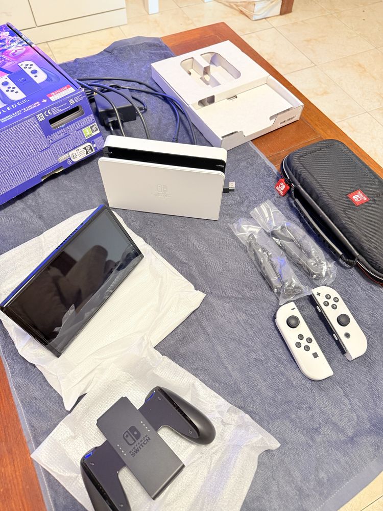 Nintendo switch oled rigorosamente nova