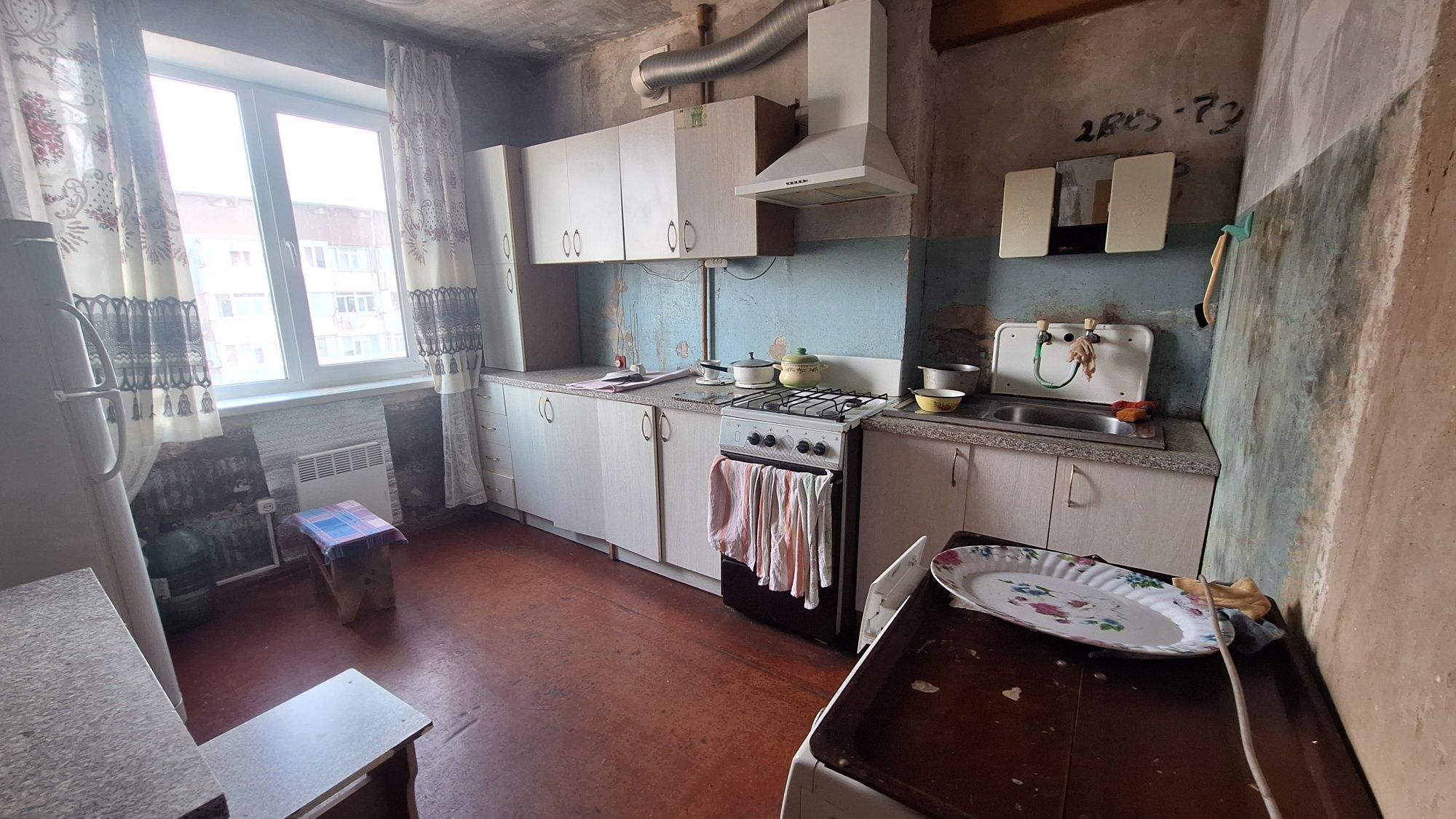 Продам 3 кім з електроопаленням на Жадова