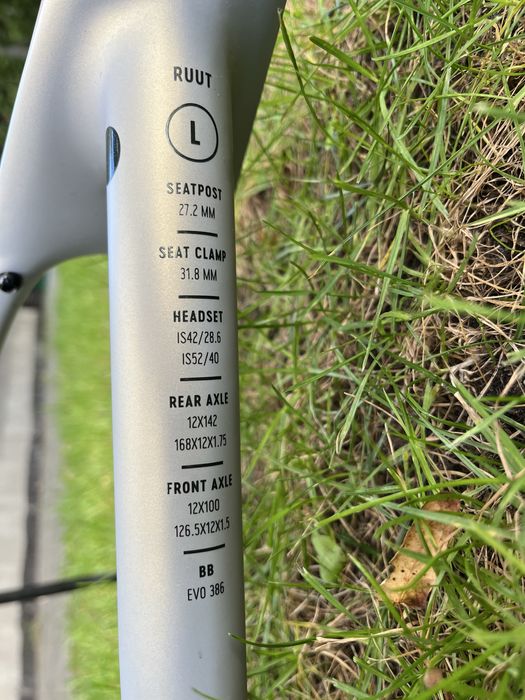 Frameset Rondo Ruut CF rozm. L carbon rama widelec