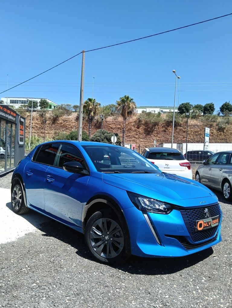 Peugeot e-208 Allure Pack, 02/2023, 23579kms,