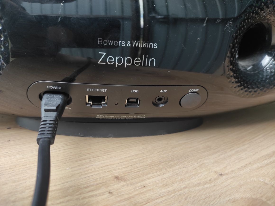 Głośnik Bowers& Zeppelin z pilotem