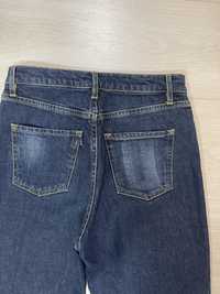 Продам джинсы 3Х1