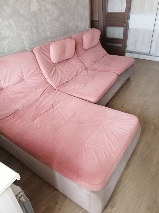 Продам диван.Великий
