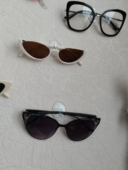 Сонцезахисні окуляри Prada, Gucci, Jimmy Choo, Chloe, Burberry