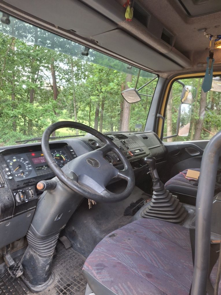 Mercedes Atego niski przebieg,zwolnica,resor,