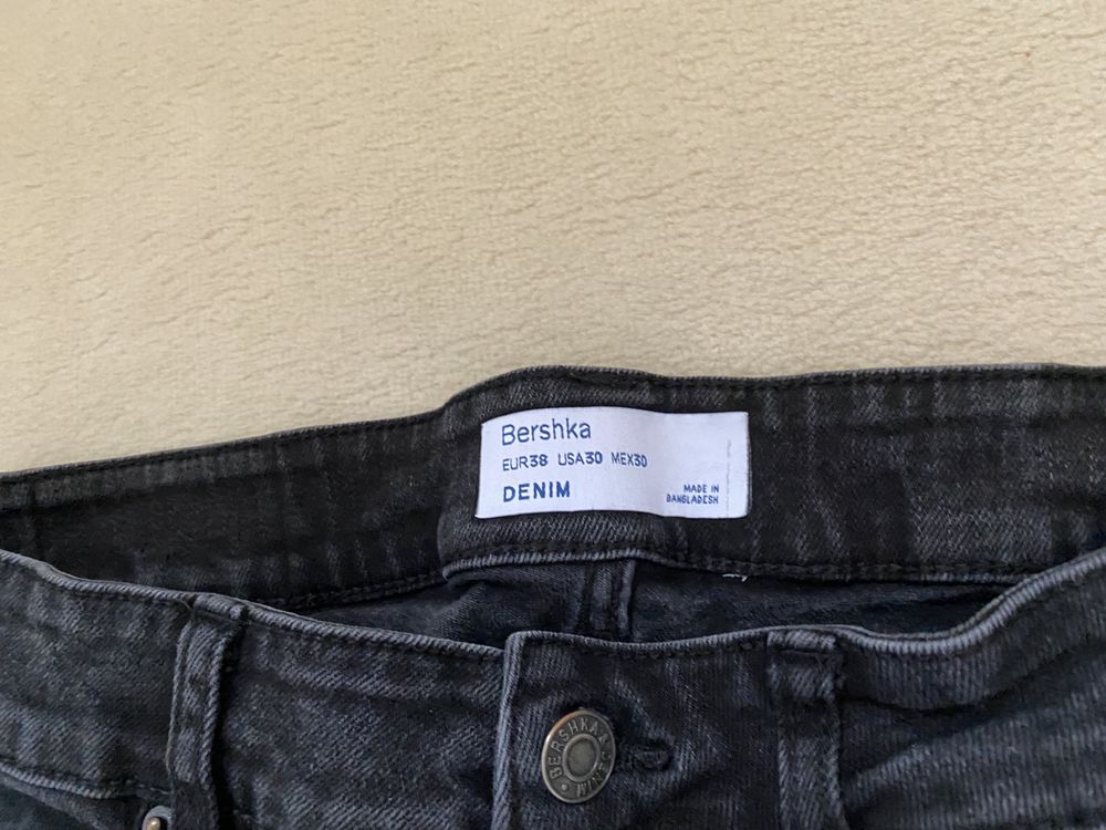 Jeansy czarne Bershka 38 rozm. 164-170