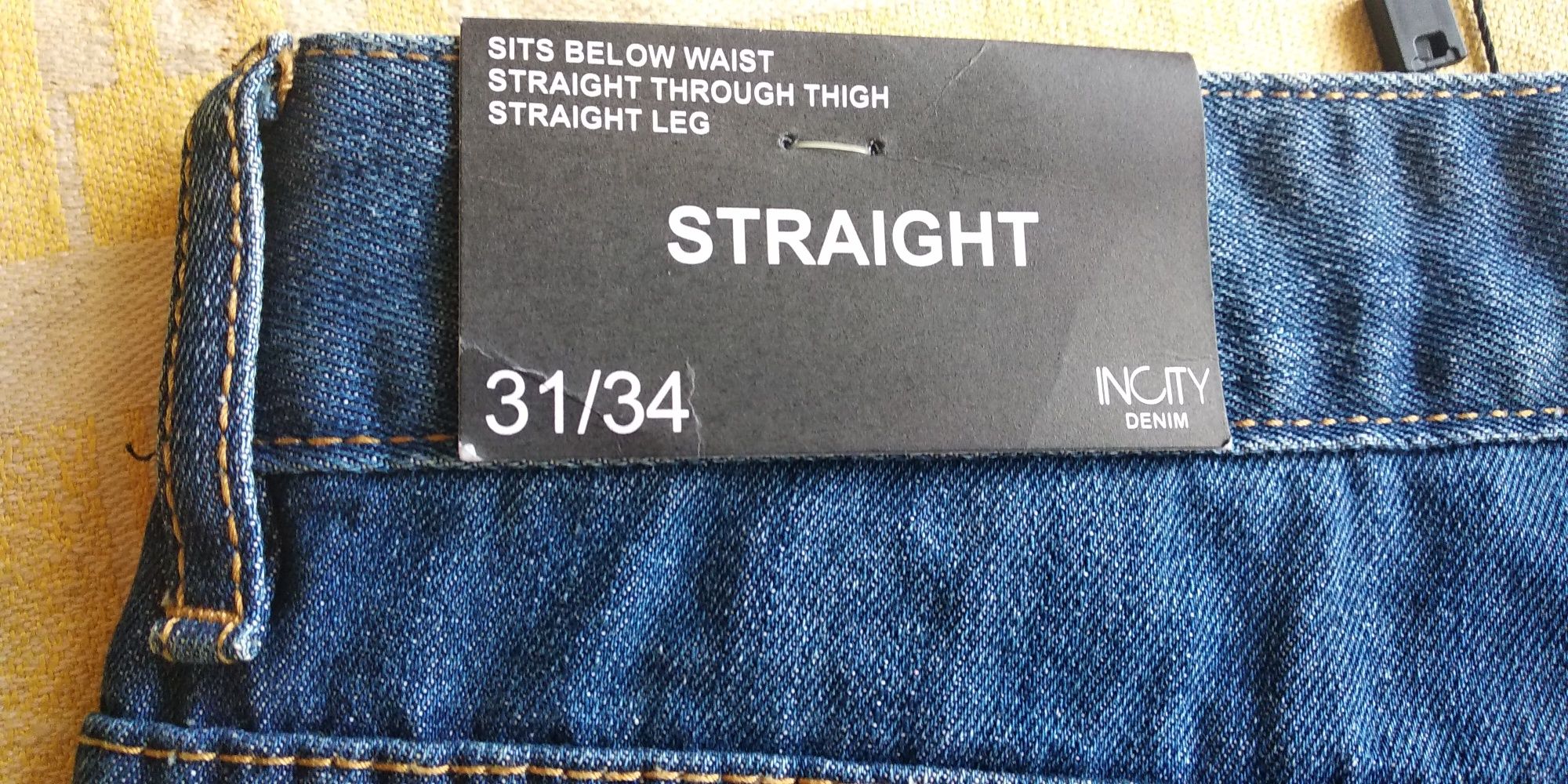 Продам джинсы новые