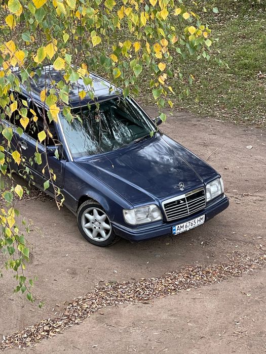 Мерседес W124 e280