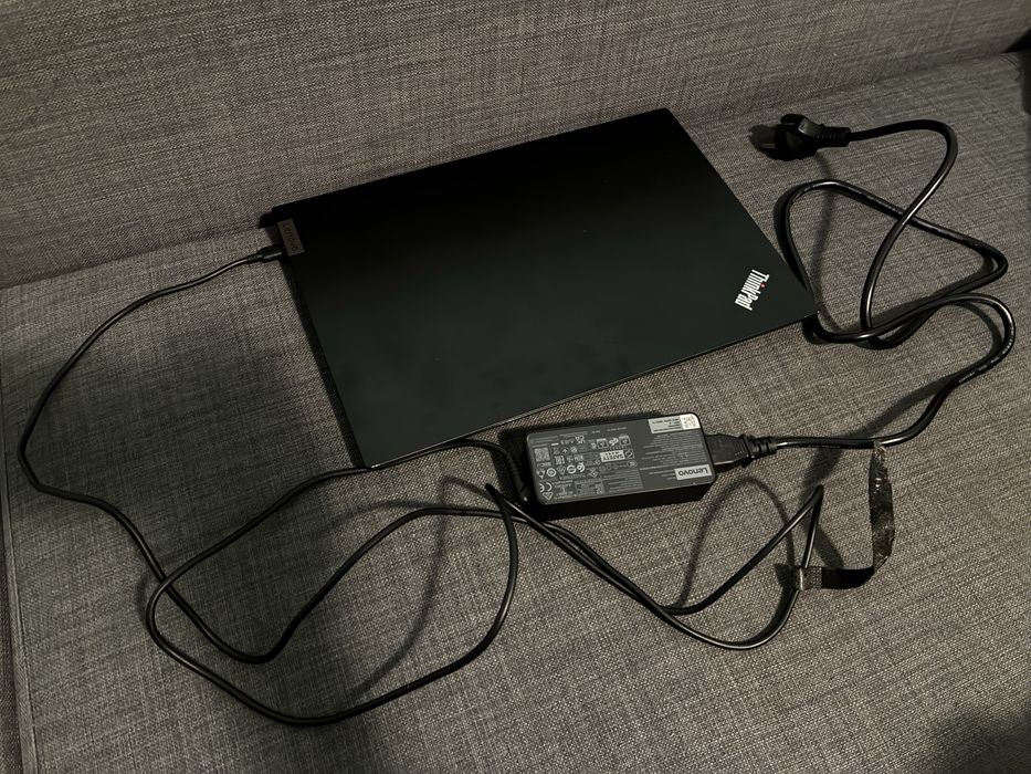 Lenovo ThinkPad E14 Gen 2 – Ryzen 3 / 8GB / 256GB SSD – Stan bdb