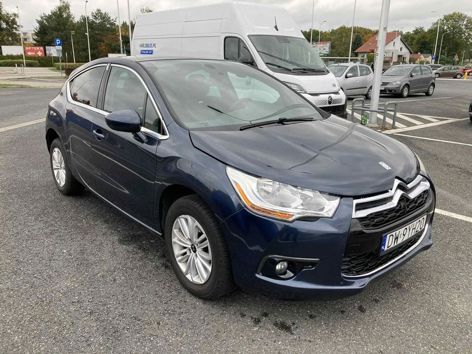 Citroën DS4 Citroen DS4 1.6 HDI 2011 r. - 182 tys. km, ekonomiczny, serwisowany