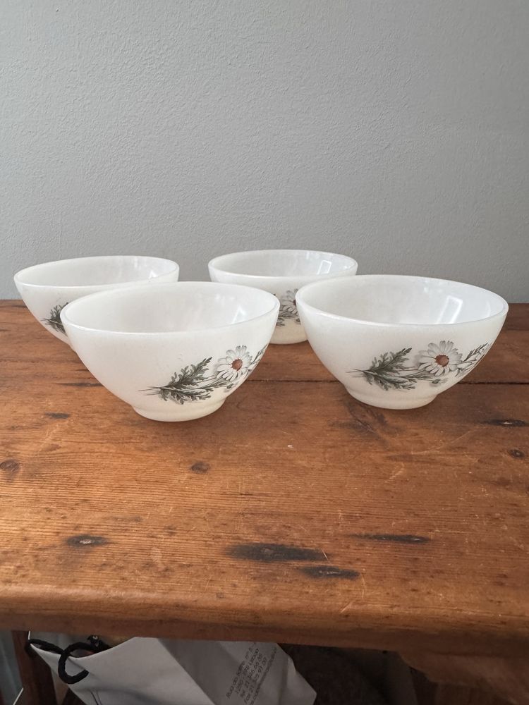 Vintage Arcopal malmequer