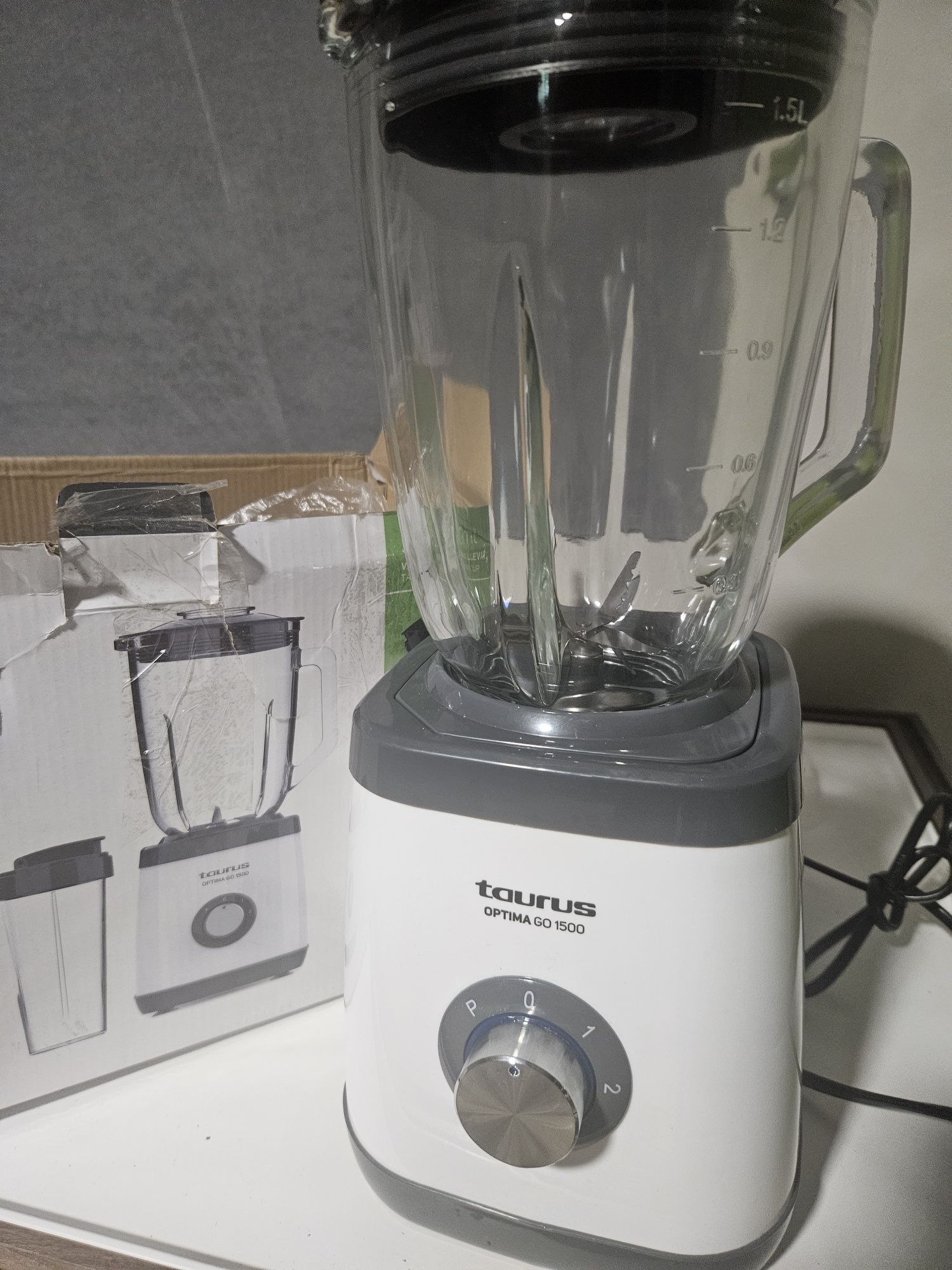Blender kielichowy Taurus 1500