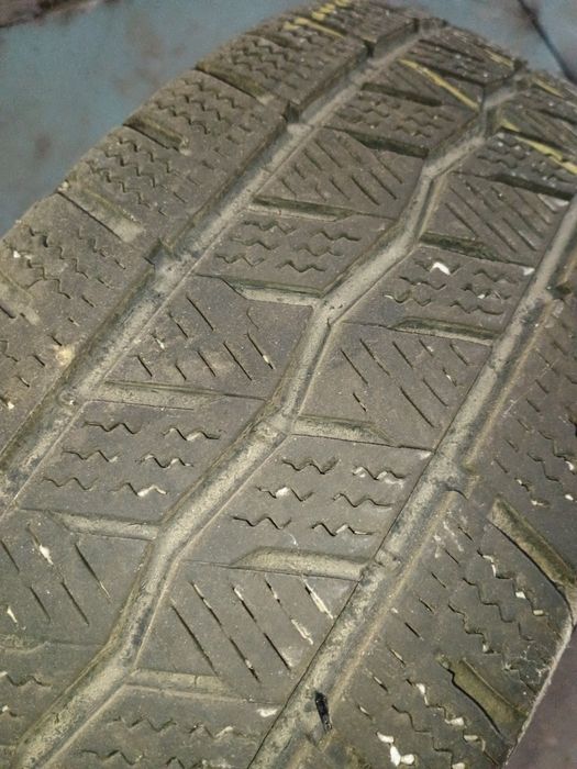 Шины бу 215/65r16c