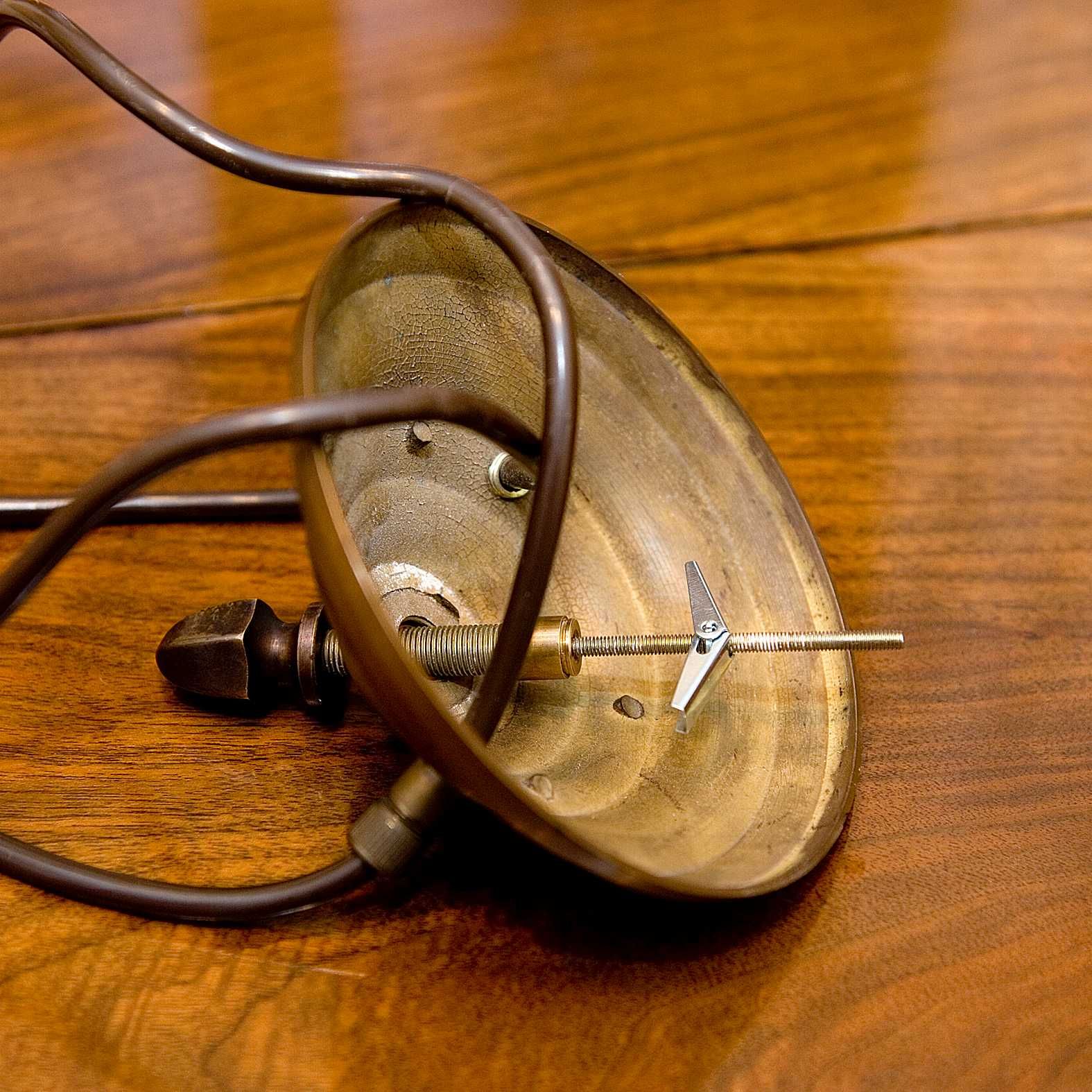 Lampa sufitowa, żyrandol szklany, vintage, mosiądz