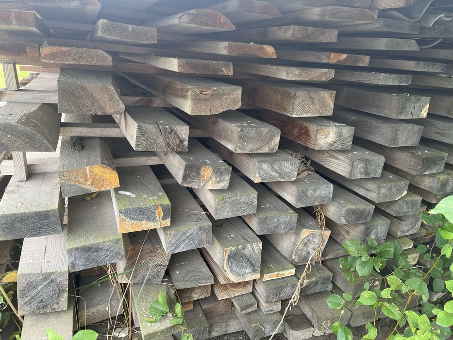 Крокви,балки (сухе дерево)