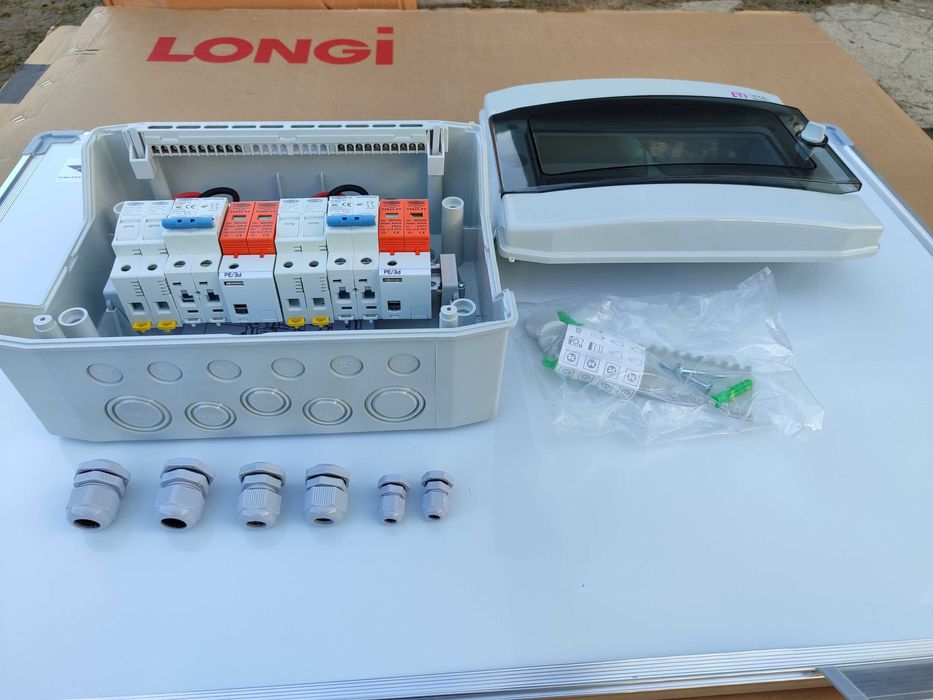 Сонячний щиток 2 поля  PV  для сонячних панелей для Deye 5/6/8