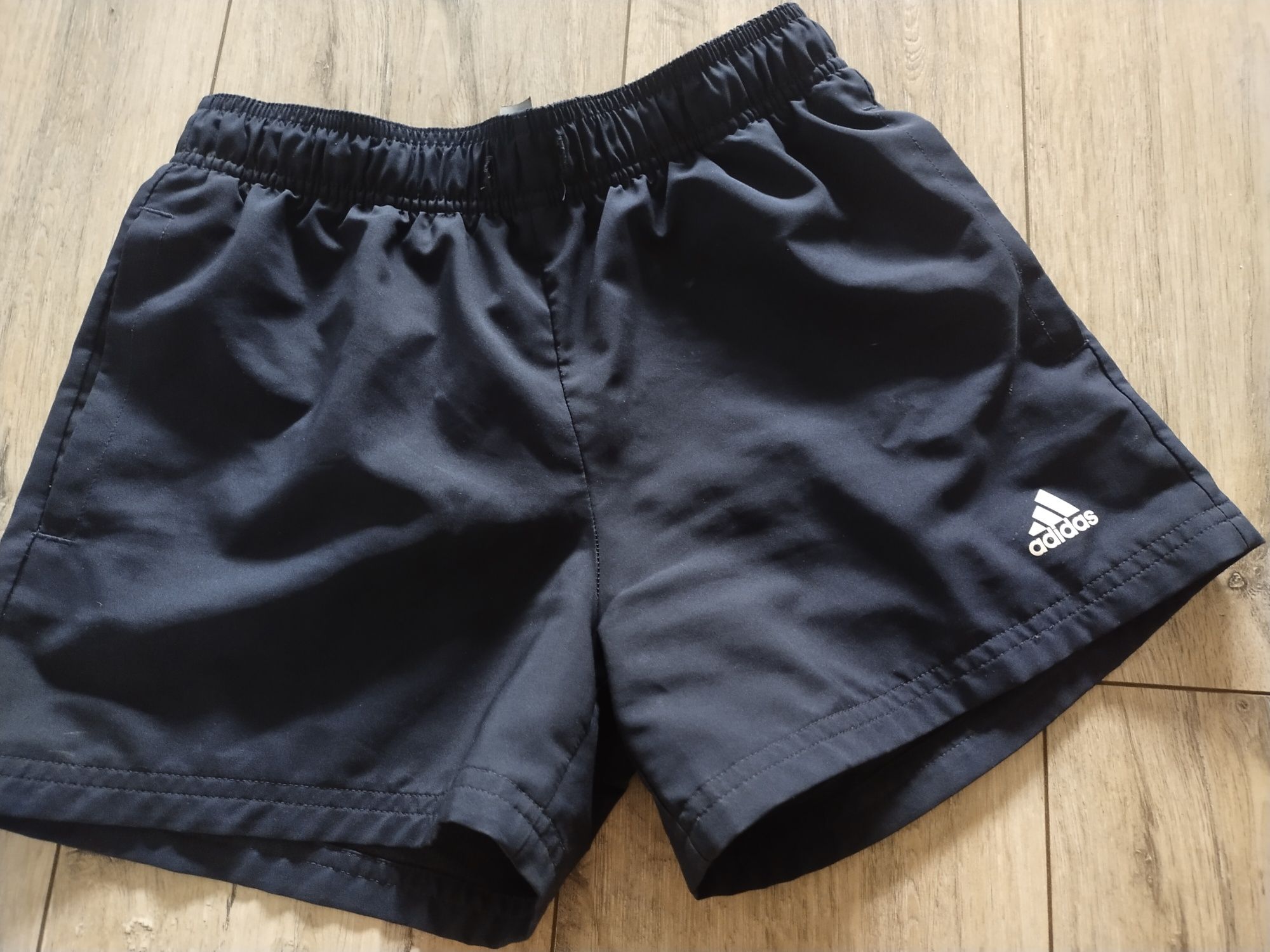 Spodenki Adidas  dziewczęce