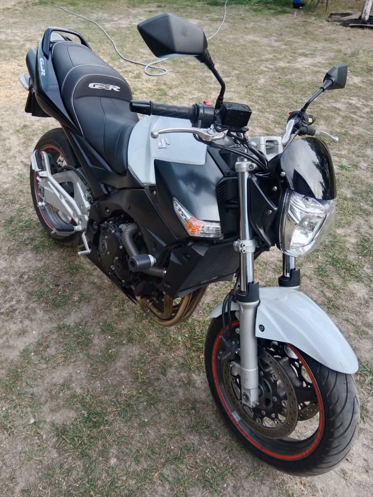 Sprzedam Suzuki GSR 600