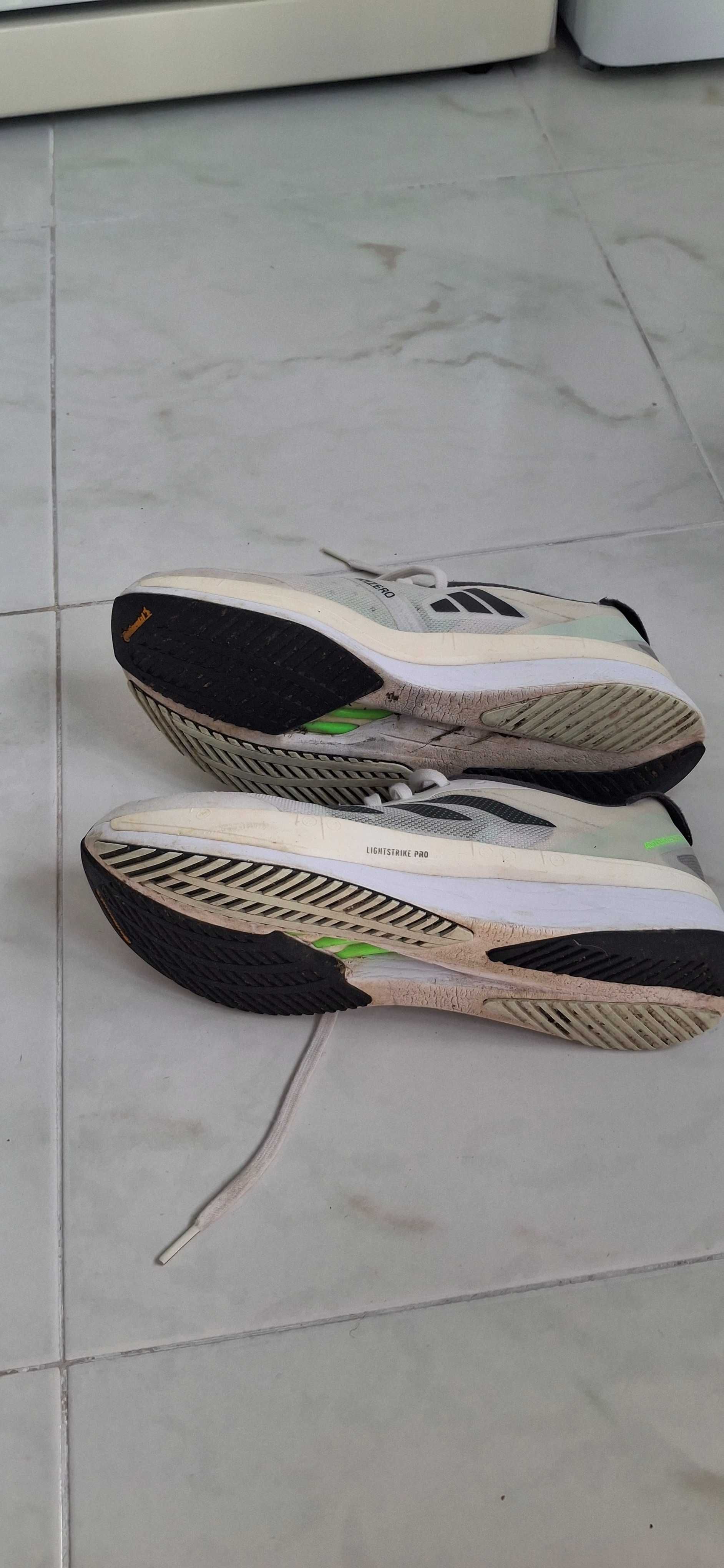 Tenis corrida Adidas Boston 11 usados(tamanho 43/3)