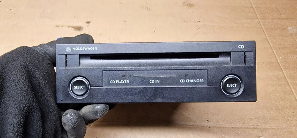 Zmieniarka płyt CD VW Passat B5 FL