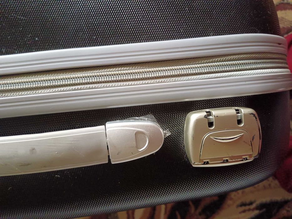 Walizka z kółkami - Wysokość 56 cm - stan dobry