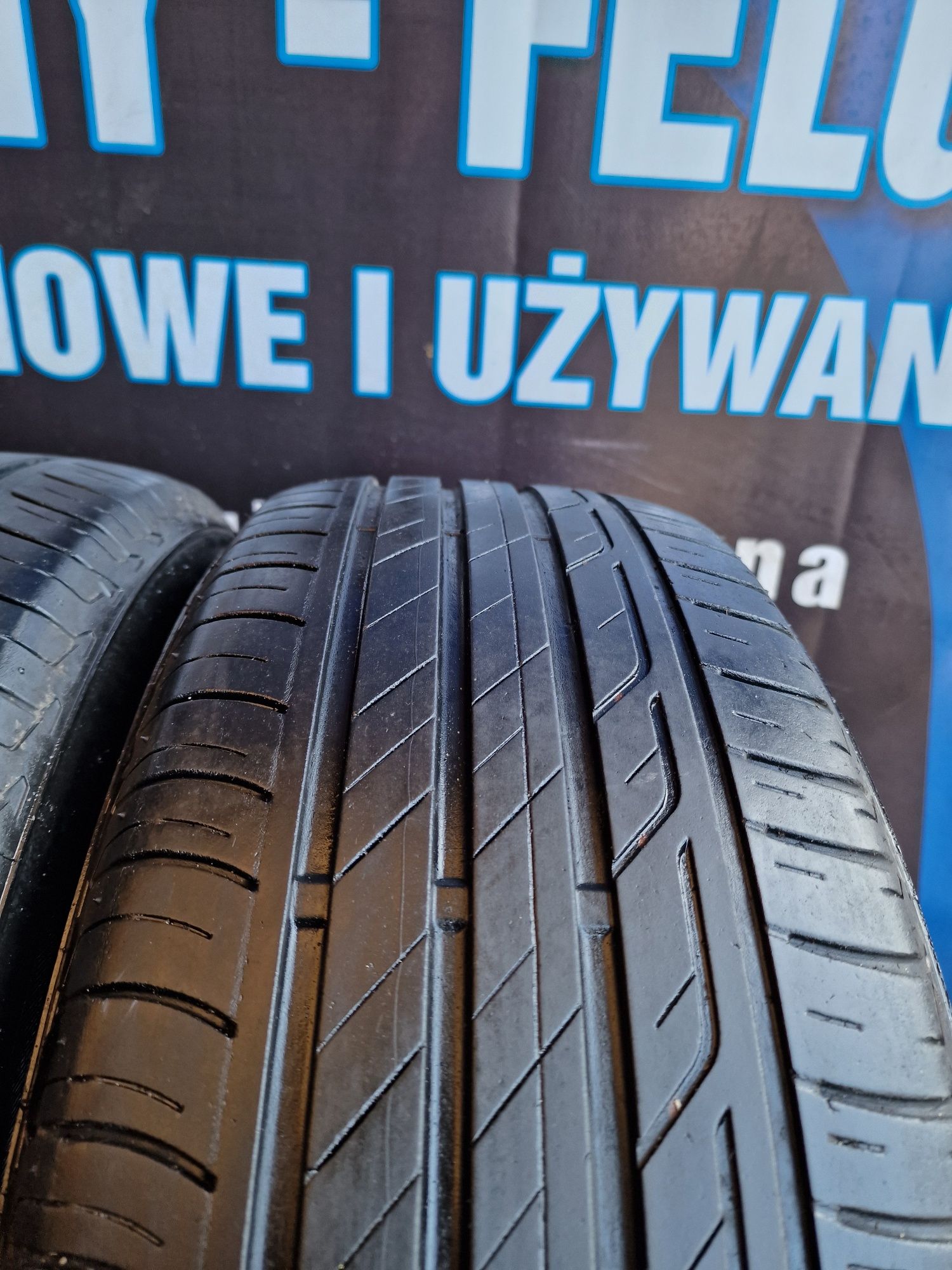 Opony letnie 215/60/17 Bridgestone Para