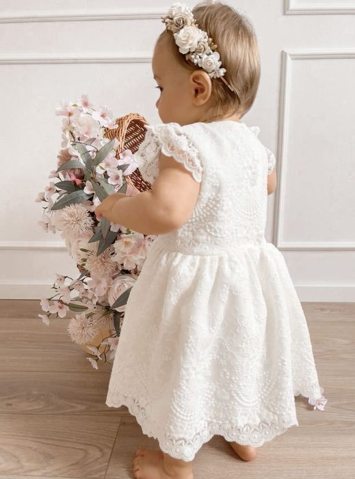 Sukienka do chrztu dla dziewczynki