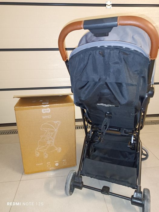 Smiki, Wind, wózek spacerowy, czarny