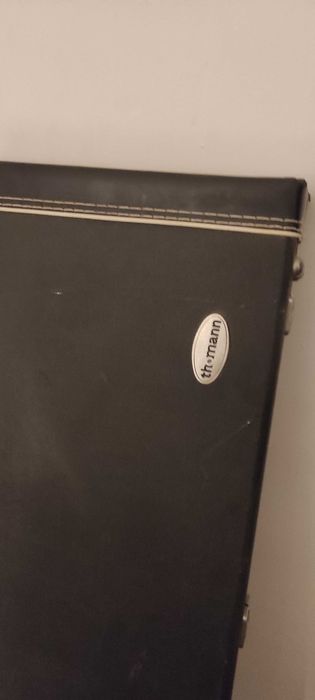 Thomann E-Bass Case (Case rigido para Baixo ou Guitarra)